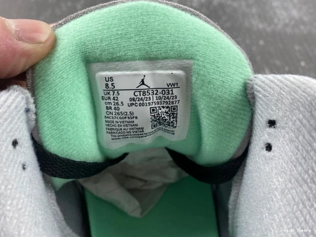 Kick Theory 3 Jordan Green Glow CT8532-031 Air 0820